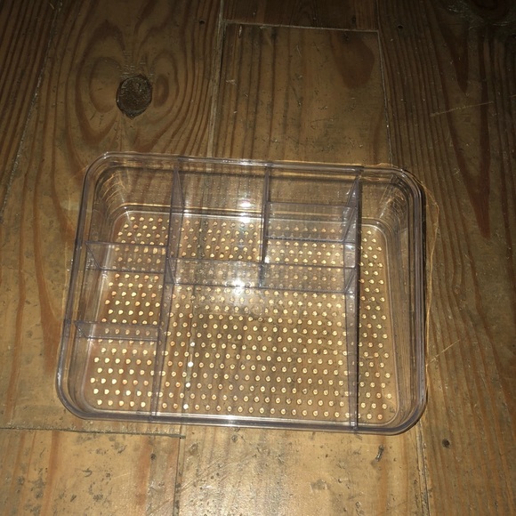 Make up organizer - Picture 1 of 1